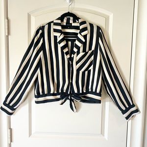 Who What Wear black white and yellow cropped button up blouse